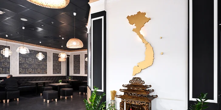 Poke bowl pro 1 či 2 osoby: s lososem, tuňákem, krevetami nebo kuřecím