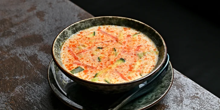 Asijské speciality: tradiční Bún bò Nam Bô, Pad Thai nebo Bun Cha pro 1 i 2 osoby