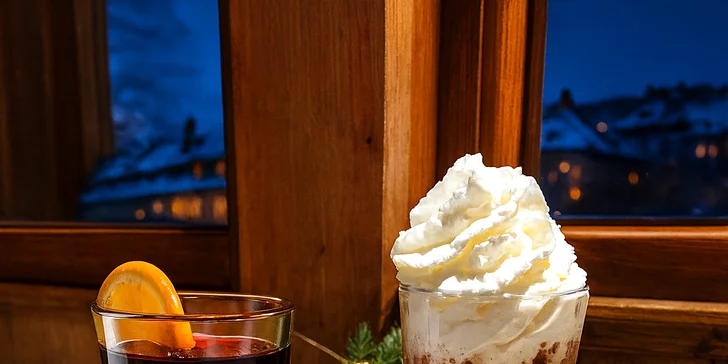 Naloďte se na Vánoce: adventní plavba po Vltavě se svařákem, koledami a cukrovím