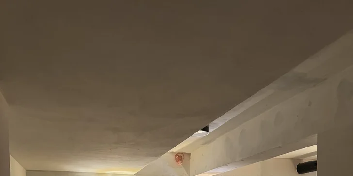 2 hodiny ve wellness se saunovým světem a vířivkou pro 1 nebo 2 osoby