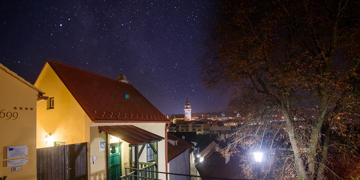Hotel ze 17. století v centru Třebíče: snídaně, prohlídka památek i welcome drink