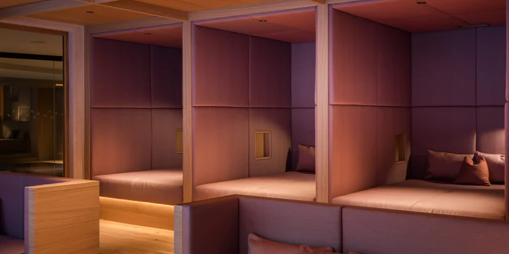 Luxusní horský resort v Tyrolských Alpách s nekonečným wellness, zábavou pro děti a polopenzí +