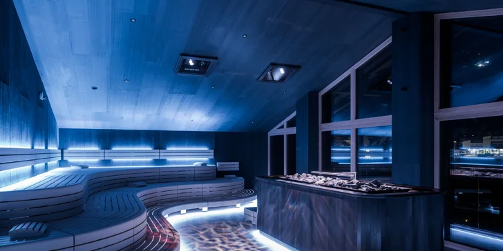 Luxusní horský resort v Tyrolských Alpách s nekonečným wellness, zábavou pro děti a polopenzí +