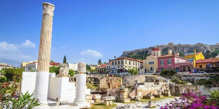 Valentýn v Athénách: hotel se snídaní, letenky, romantická večeře i vstup do Akropole