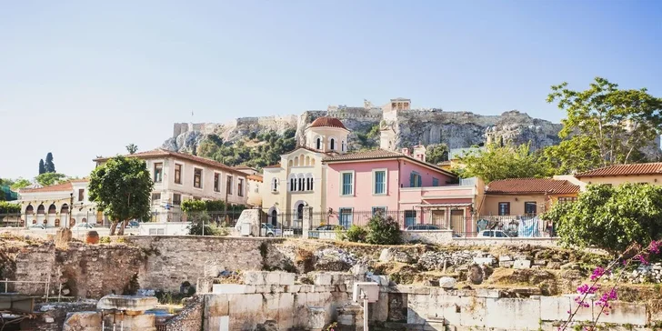 Valentýn v Athénách: hotel se snídaní, letenky, romantická večeře i vstup do Akropole