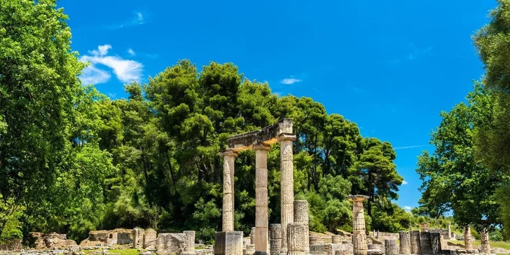 Valentýn v Athénách: hotel se snídaní, letenky, romantická večeře i vstup do Akropole