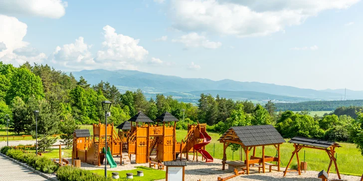 Útulné apartmány u Bojnic: relax na venkově, výhled na hory a čerstvé pečivo k snídani