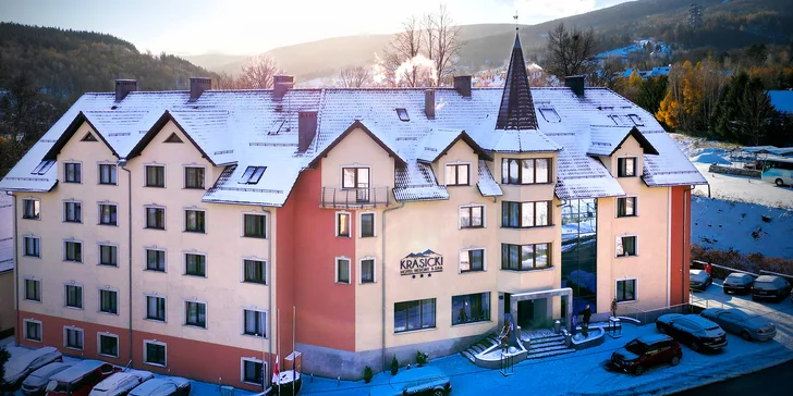 Odpočinkový pobyt pro dva i rodinu v polských Jizerkách: polopenze, neomezený wellness