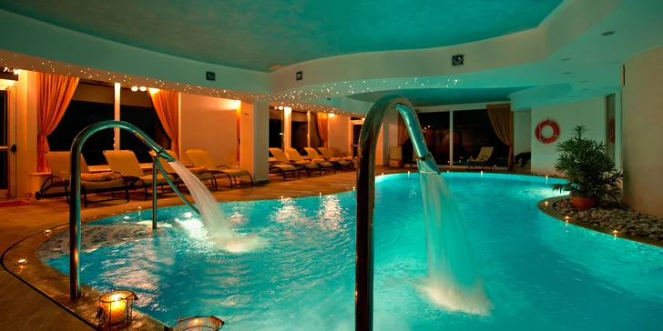 Italské Alpy: hotel v Pinzolu se vstupem do wellness, snídaněmi či polopenzí