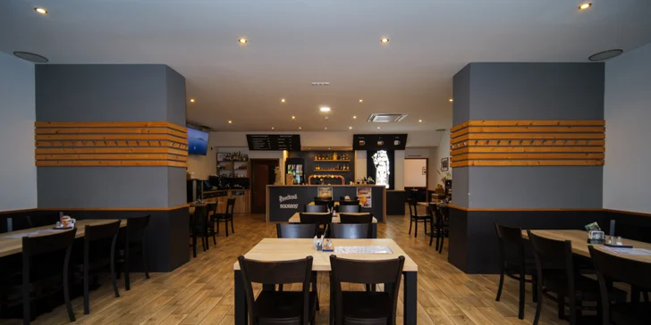 Voucher na 500–2 000 Kč do hotelu Yura: wellness, mini lázně či restaurace