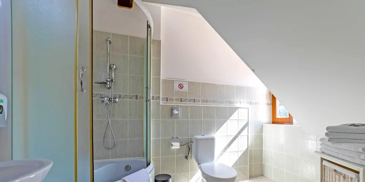 Pobyt v historickém penzionu na Oravě s polopenzí i vstupem do aquaparku