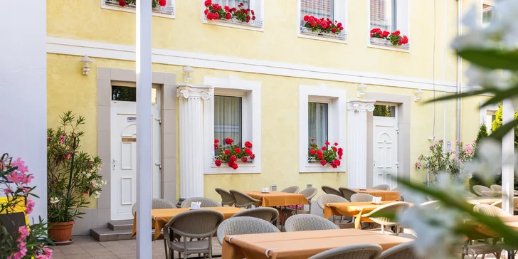 Romantický pobyt v srdci města Eger s neomezeným wellness, návštěvou muzea, ochutnávkou vín nebo vstupem do lázní