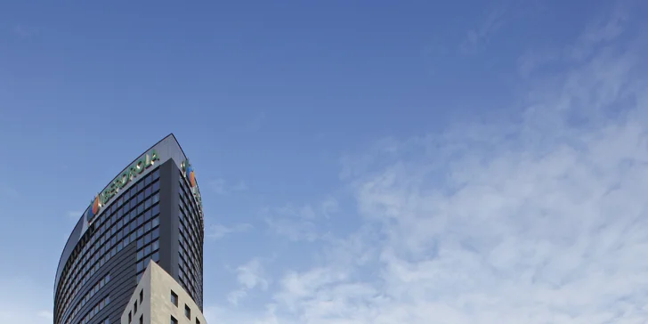 Dovolená ve Španělsku: 3* hotel se snídaní, autobusy na pláž, Oceánografický park