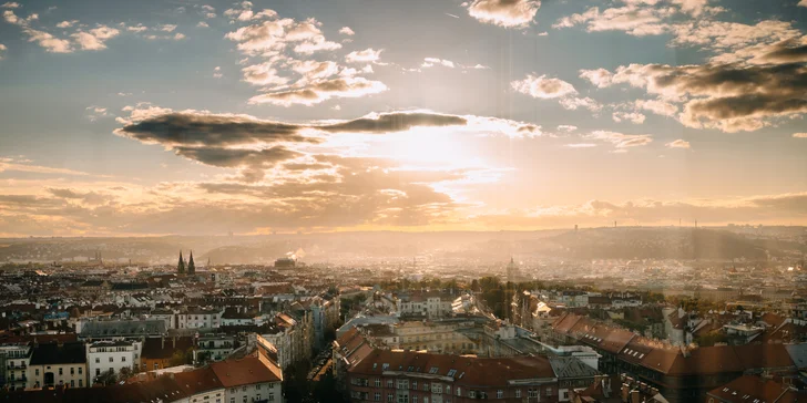 4chodové degustační menu v restauraci Miminoo a vstup na vyhlídku Žižkovské věže pro 2 osoby