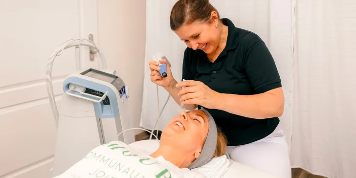 Kosmetické ošetření či neinvazivní omlazující procedura Exilis Ultra