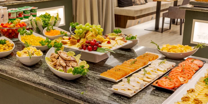 Slunečná Málaga: 4* hotel přímo u pláže, snídaně v ceně