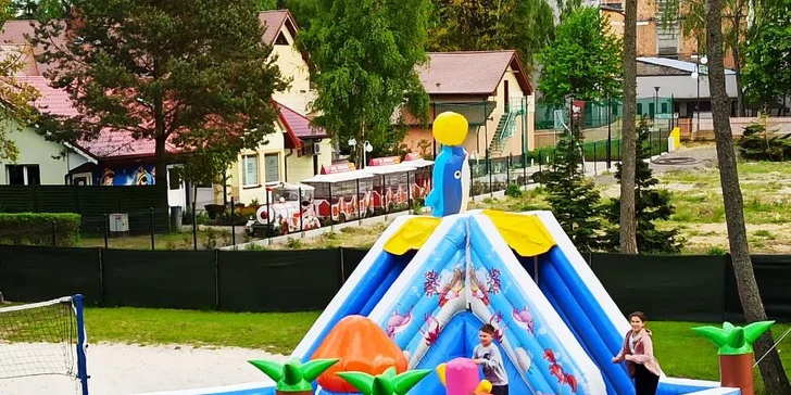 Rodinná dovolená u Baltu: wellness resort u pláže, snídaně i polopenze, vyžití pro děti