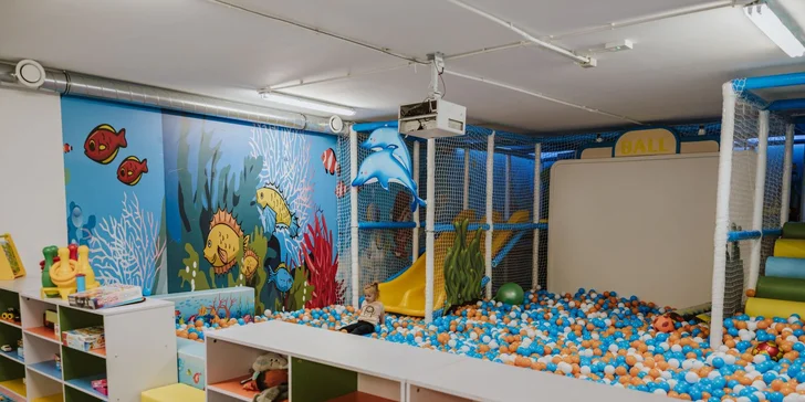 Rodinná dovolená u Baltu: wellness resort u pláže, snídaně i polopenze, vyžití pro děti