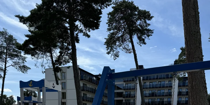 Rodinná dovolená u Baltu: wellness resort u pláže, snídaně i polopenze, vyžití pro děti