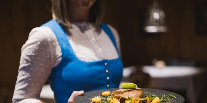 Luxusní horský resort v Tyrolských Alpách s nekonečným wellness, zábavou pro děti a polopenzí +