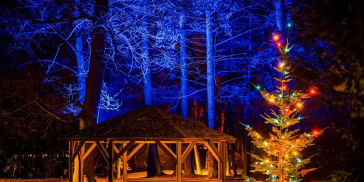 Vstupenky do osvětleného parku: Labyrinty světla, ráj srdce na Zámku Loučeň