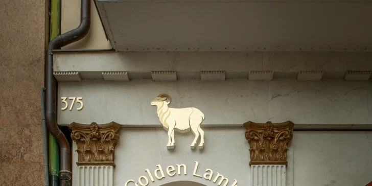 Luxusní hotel na karlovarské kolonádě: pobyt s možností snídaně i pivních lázní