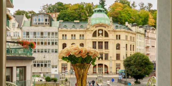 Luxusní hotel na karlovarské kolonádě: pobyt s možností snídaně i pivních lázní