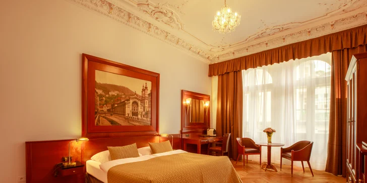 Luxusní hotel na karlovarské kolonádě: pobyt s možností snídaně i pivních lázní
