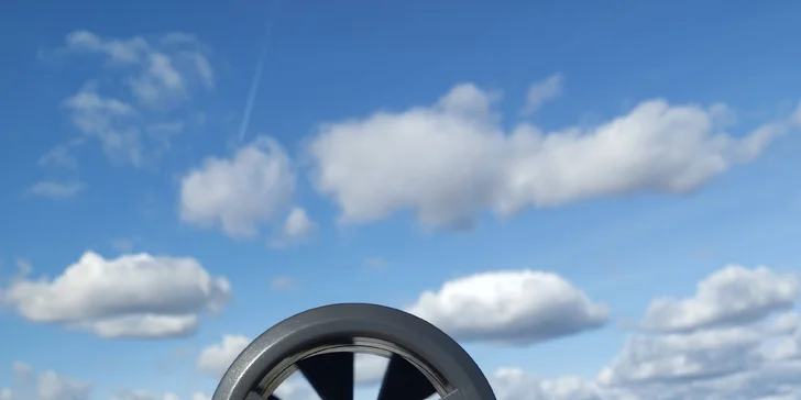 Letecké práce dronem: zjištění tepelných úniků vašeho domu či kontrola fotovoltaických panelů