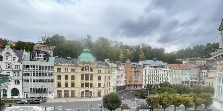 Luxusní hotel na karlovarské kolonádě: pobyt s možností snídaně i pivních lázní