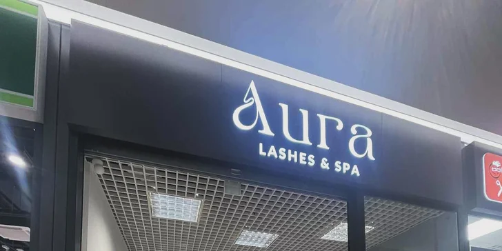 Prodlužování řas: řasa na řasu, 2-7D nebo Kim Kardashian efekt