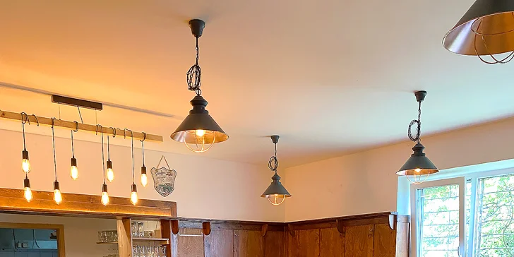 Otevřené vouchery na jídlo i pití v hodnotě 500-1000 Kč do restaurace Kaťák