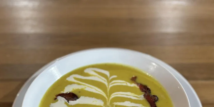 Vouchery v hodnotě 500-1500 Kč na pokrmy i nápoje v restauraci Centrum Lihovar