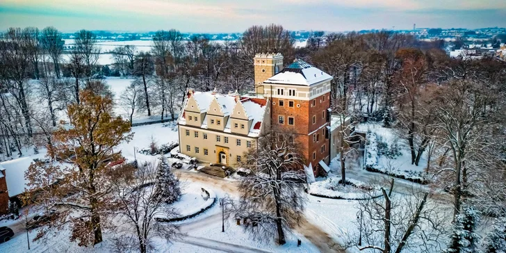 Zámecká romantika u Vratislavi: snídaně či polopenze, neomezený wellness a krásné okolí