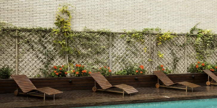 3* hotel ve Valencii: bufetové snídaně a venkovní bazén, 3 km od historického centra