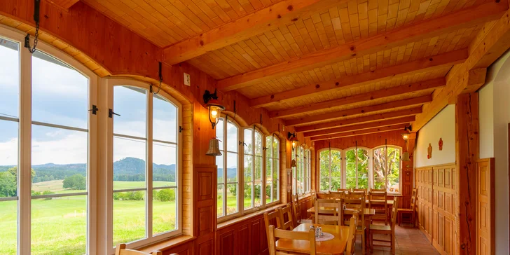 České Švýcarsko: útulný penzion se snídaní i možnost procházky s oslíky