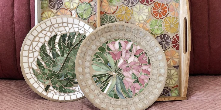 Kurz vitráže nebo mozaiky: 3 hodiny tvoření andělů, motýlů či osobní mandaly