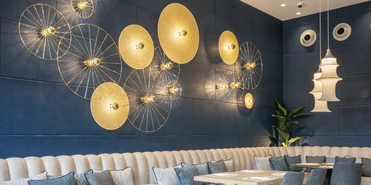 4* hotel ve Valencii: bufetové snídaně a venkovní bazén, 3 km od historického centra