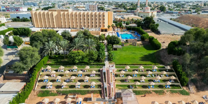 Spojené arabské emiráty: BM Beach Hotel**** s all inclusive a bazénem přímo u pláže