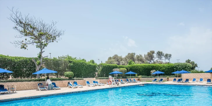 Spojené arabské emiráty: BM Beach Hotel**** s all inclusive a bazénem přímo u pláže