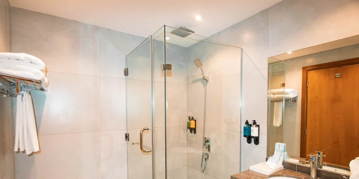 Spojené arabské emiráty: BM Beach Hotel**** s all inclusive a bazénem přímo u pláže