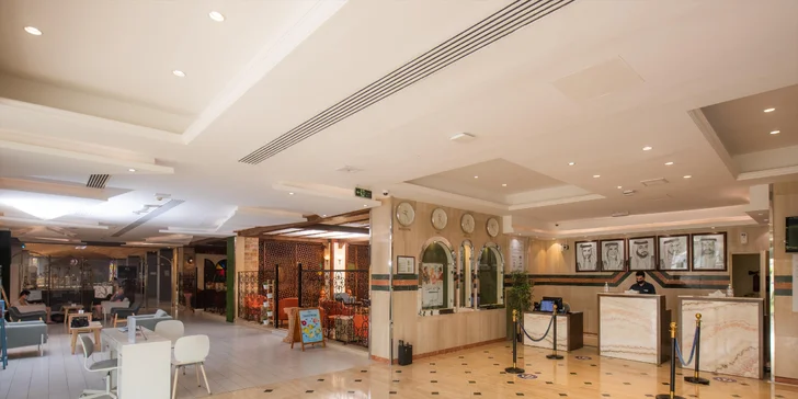 Spojené arabské emiráty: BM Beach Hotel**** s all inclusive a bazénem přímo u pláže