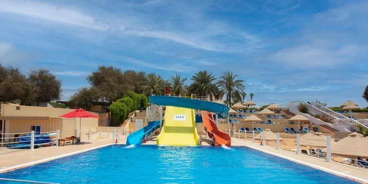 Spojené arabské emiráty: BM Beach Hotel**** s all inclusive a bazénem přímo u pláže