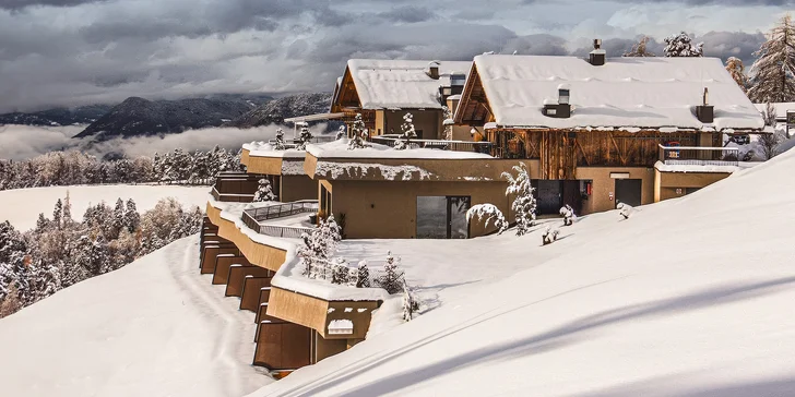 Aktivní dovolená i relax v Dolomitech: moderní hotel v přírodním parku, snídaně, wellness
