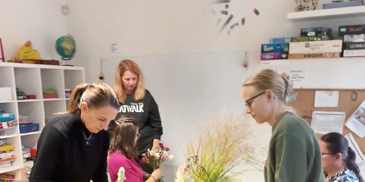 3hod. floristický kurz v Karlíně dle výběru: kytice, věnce či florální obraz