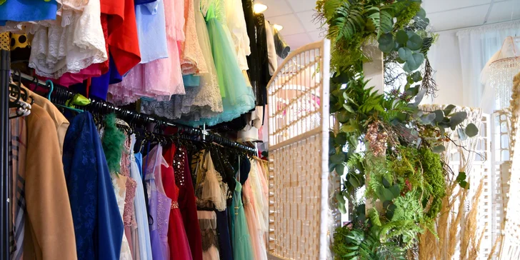 Zvěčněte svou krásu: proměna vizáže s focením pro 1 osobu v ateliréru