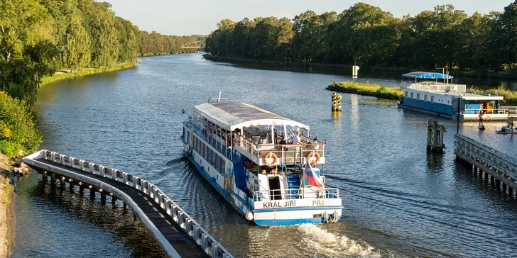Hodinová plavba po Labi na výletní lodi Král Jiří: z Poděbrad k Nymburku nebo na soutok Labe s Cidlinou