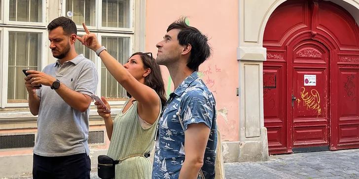 Poznejte zapadlé pražské uličky: venkovní úniková hra Kletba bezhlavého jezdce, až pro 6 hráčů