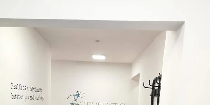 Kosmetické ošetření: pro mladou problematickou pleť nebo základní s masáží