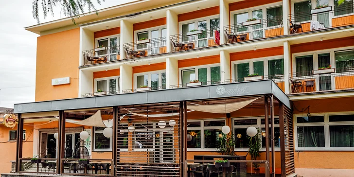 Wellness pobyt v Turčianských Teplicích s polopenzí, procedurami a vstupem do spa a aquaparku